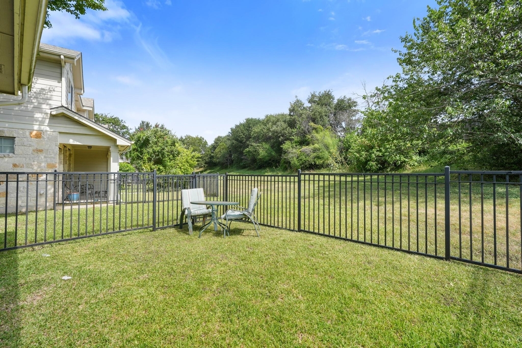 1900 Scofield Ridge Pkwy - Photo 4