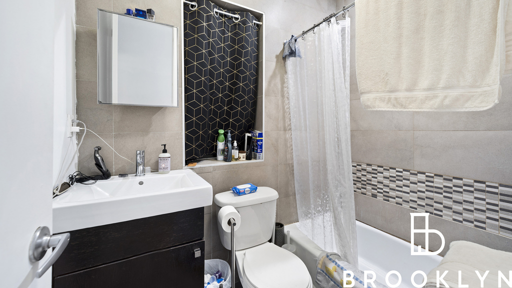 638 Classon Ave 11238 - Photo 9