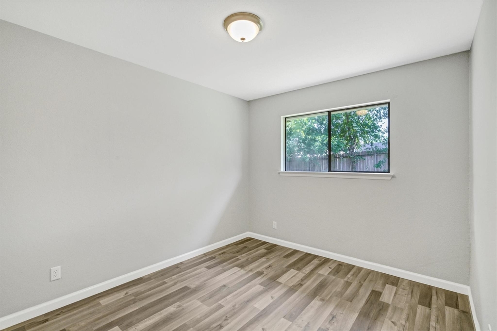 505 Old West Dr - Photo 13