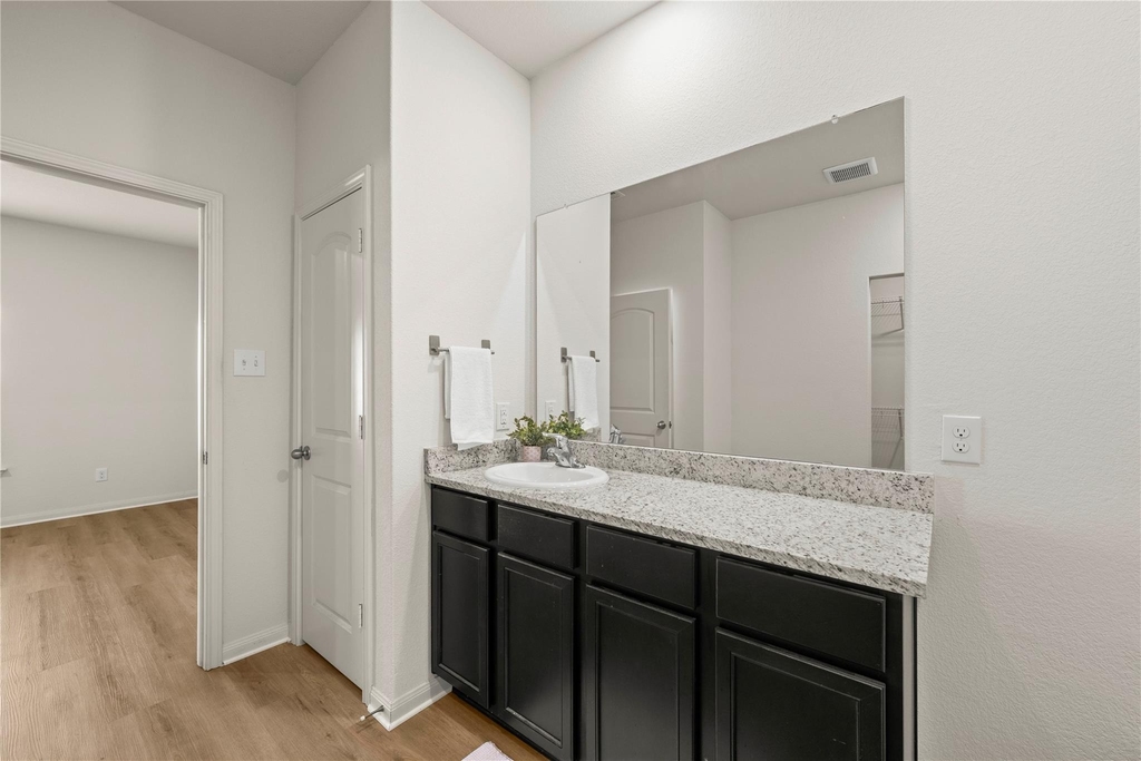 101 Hyacinth Way - Photo 10