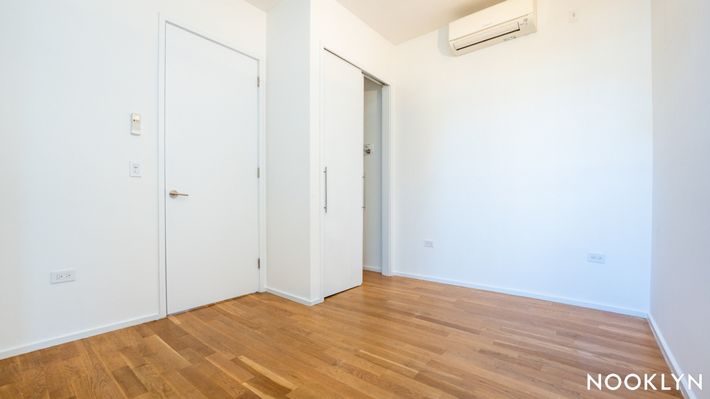 126 Herkimer St 11216 - Photo 3