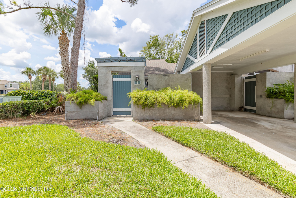 8118 Baymeadows Circle - Photo 35