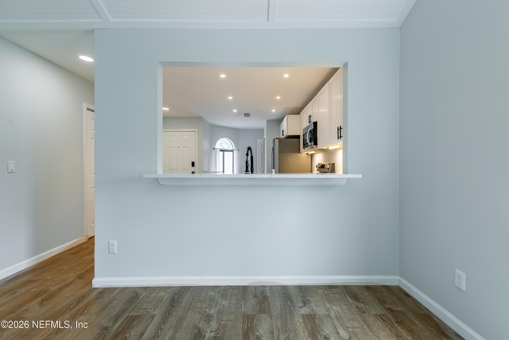 8118 Baymeadows Circle - Photo 9