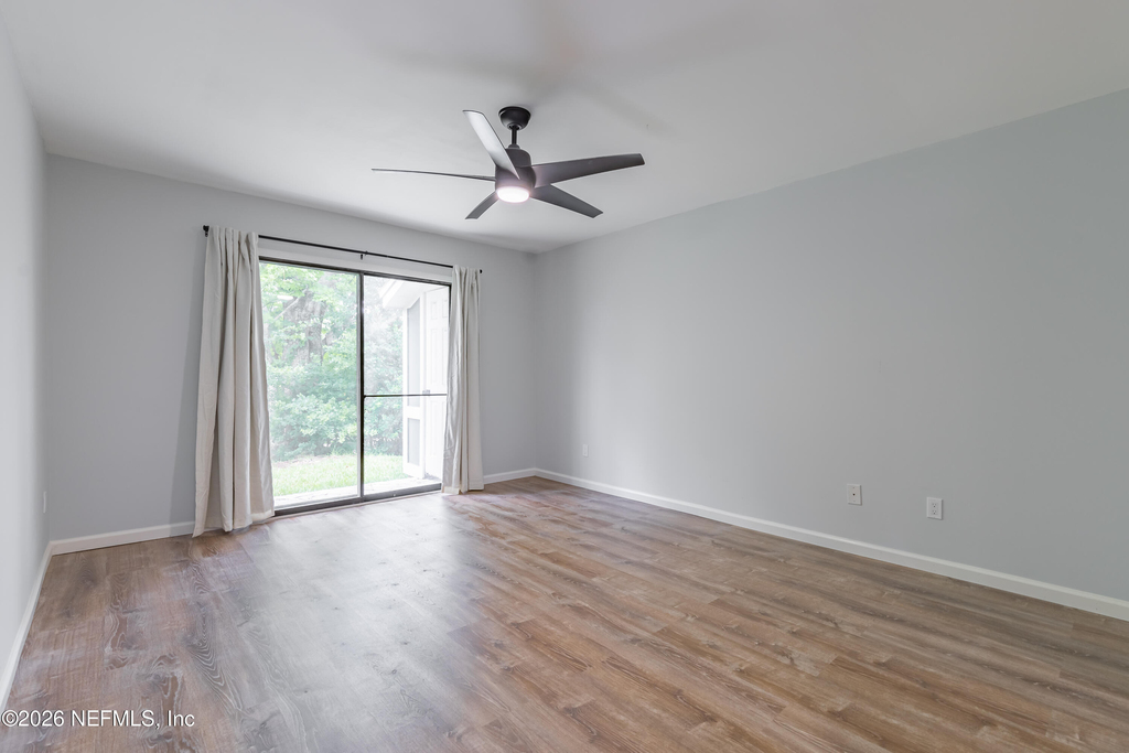 8118 Baymeadows Circle - Photo 18