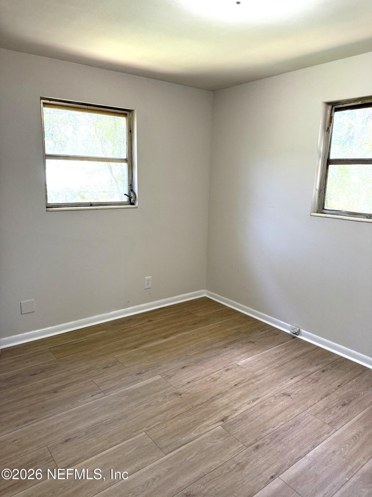 4705 Herta Road - Photo 13