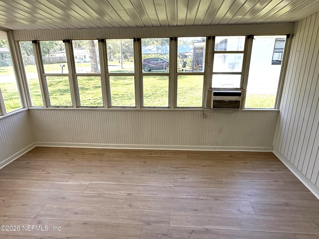 4705 Herta Road - Photo 6