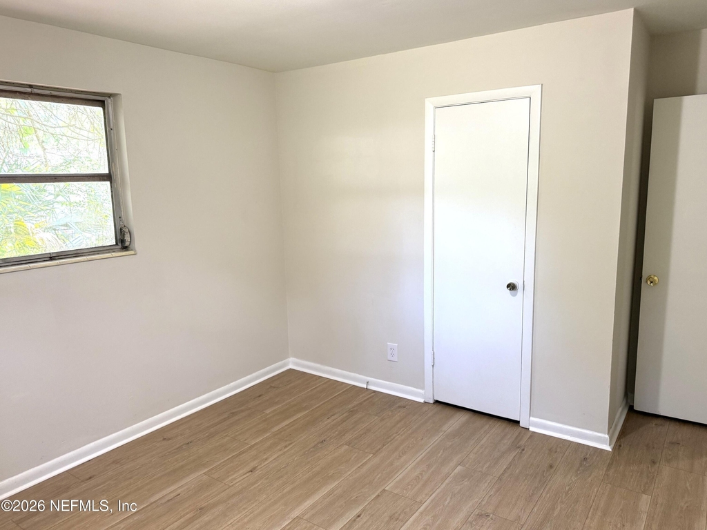 4705 Herta Road - Photo 12