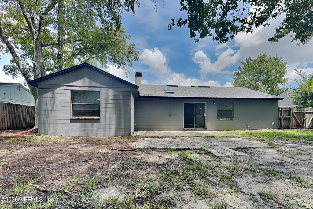 2626 Pinewood Boulevard S - Photo 20
