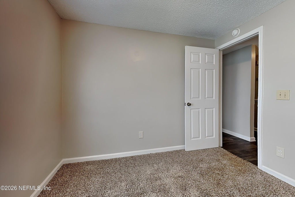 2626 Pinewood Boulevard S - Photo 16