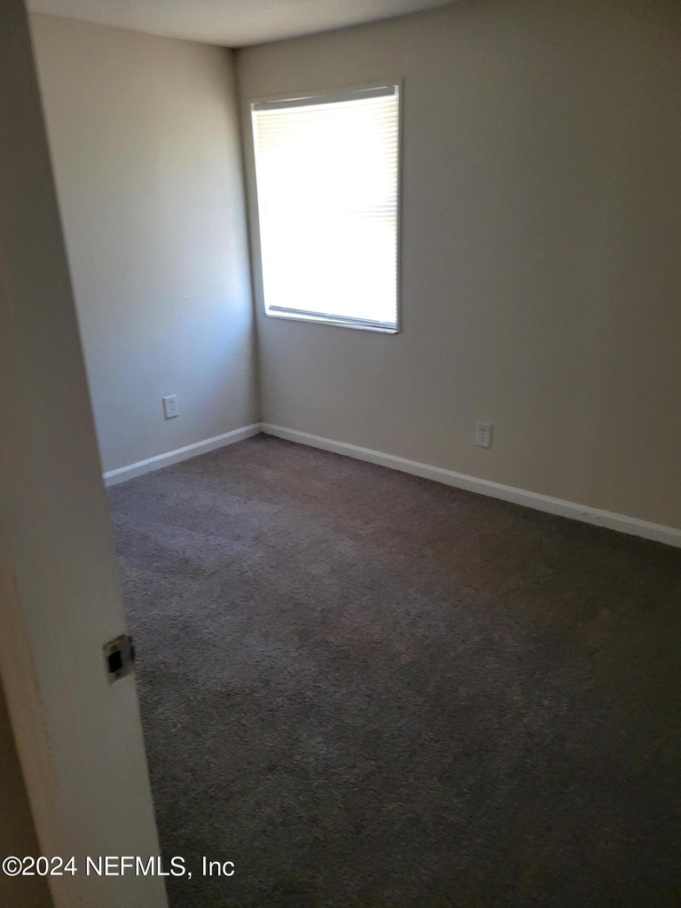 1648 E 16th Street - Photo 14