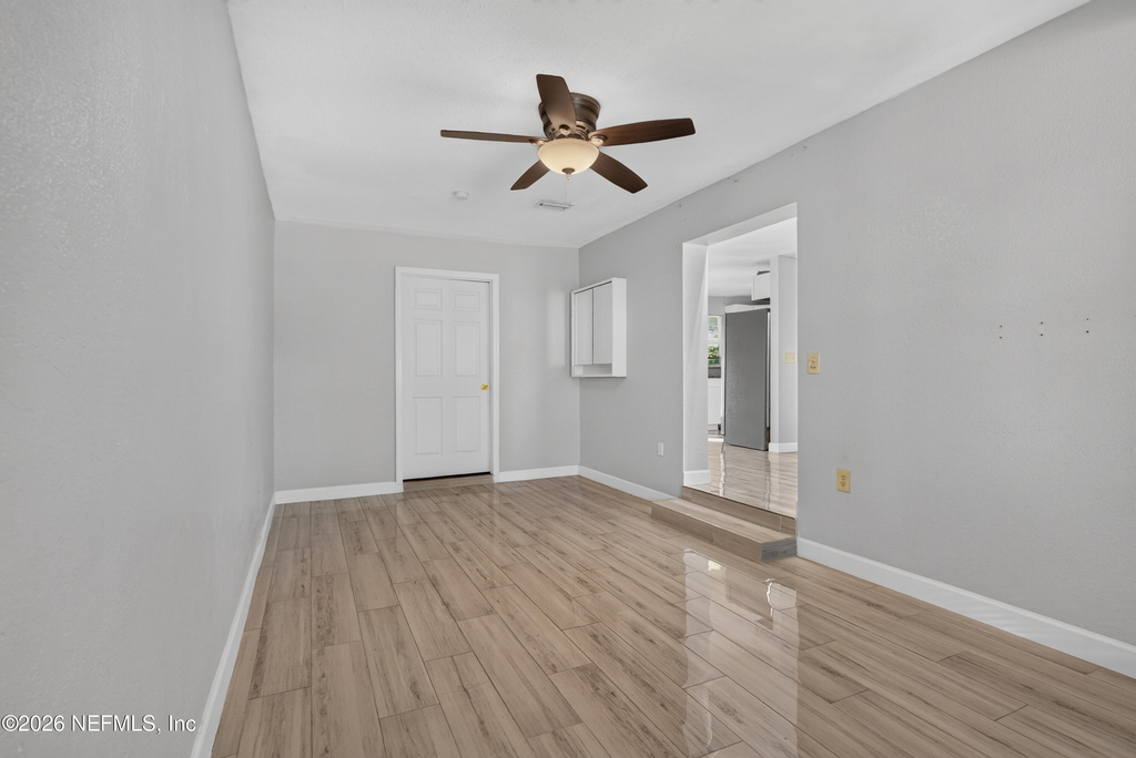 442 Ameca Avenue - Photo 12