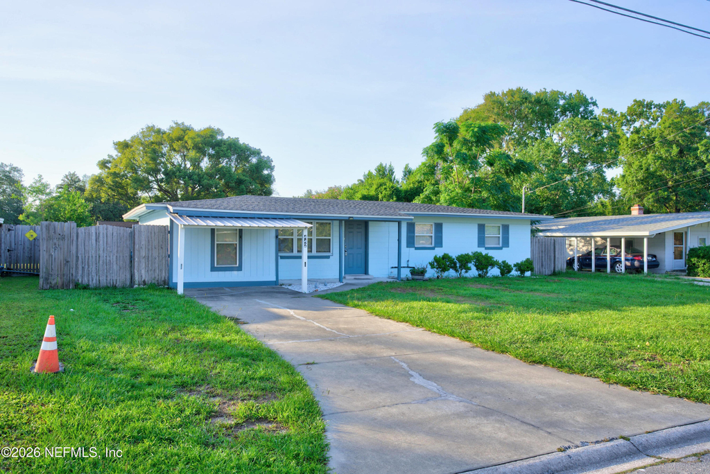 442 Ameca Avenue - Photo 1