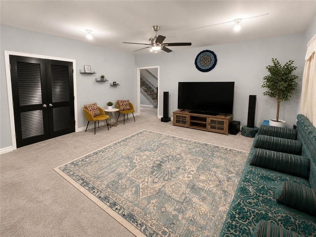 1658 Oakbrook Lake Drive - Photo 1