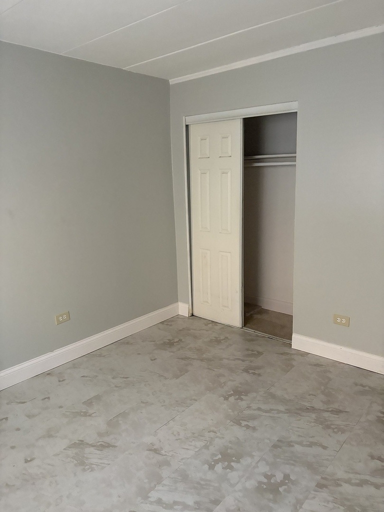 9517 Mansfield Avenue - Photo 6