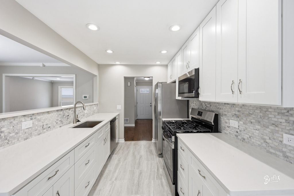 1005 Cooper Court - Photo 5