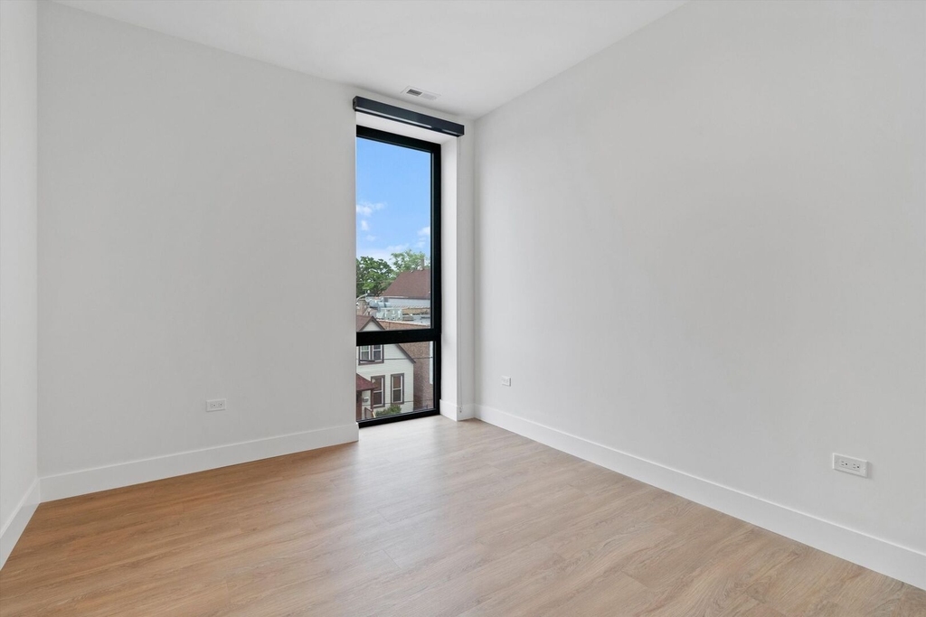 3140 N Clybourn Avenue - Photo 7