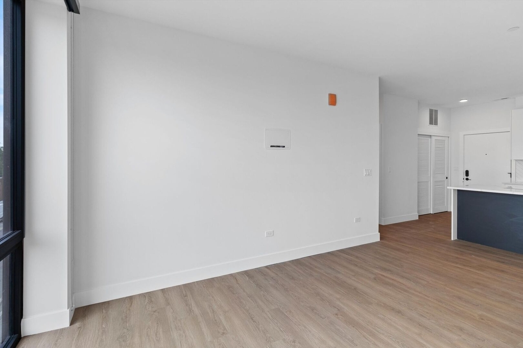 3140 N Clybourn Avenue - Photo 6