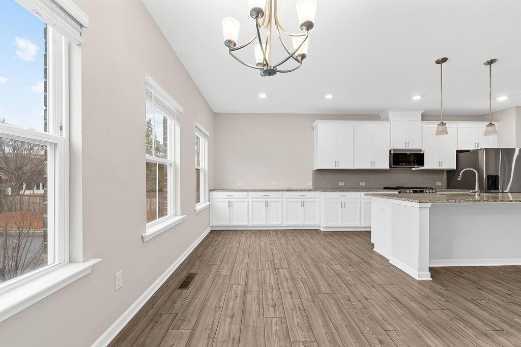 2247 Pink Hawthorn Dr - Photo 8
