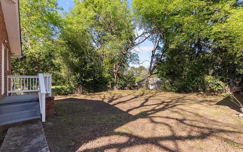 2164 Monroe Avenue - Photo 19