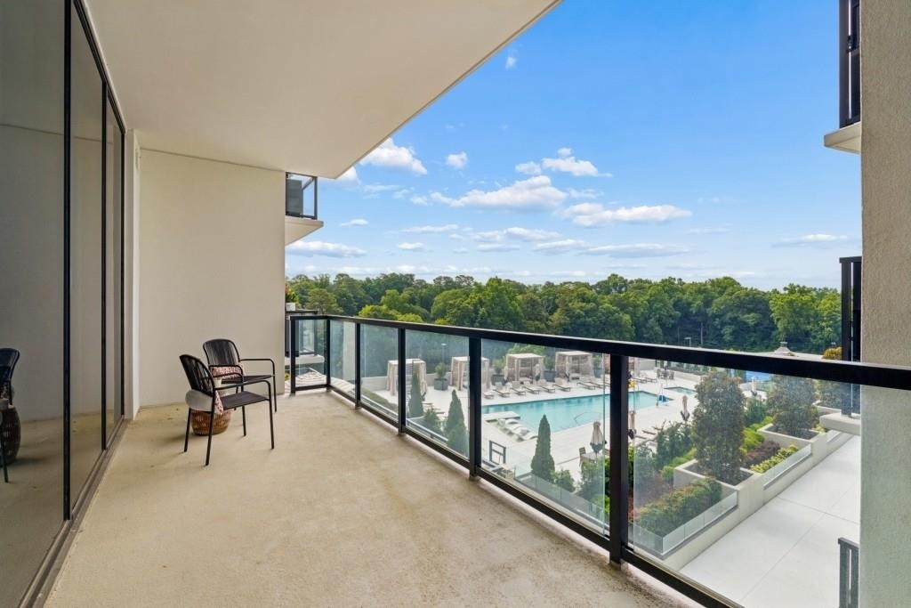 2425 Peachtree Road Ne - Photo 13