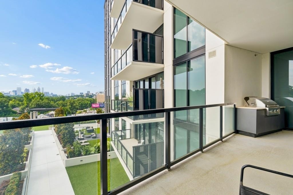 2425 Peachtree Road Ne - Photo 12