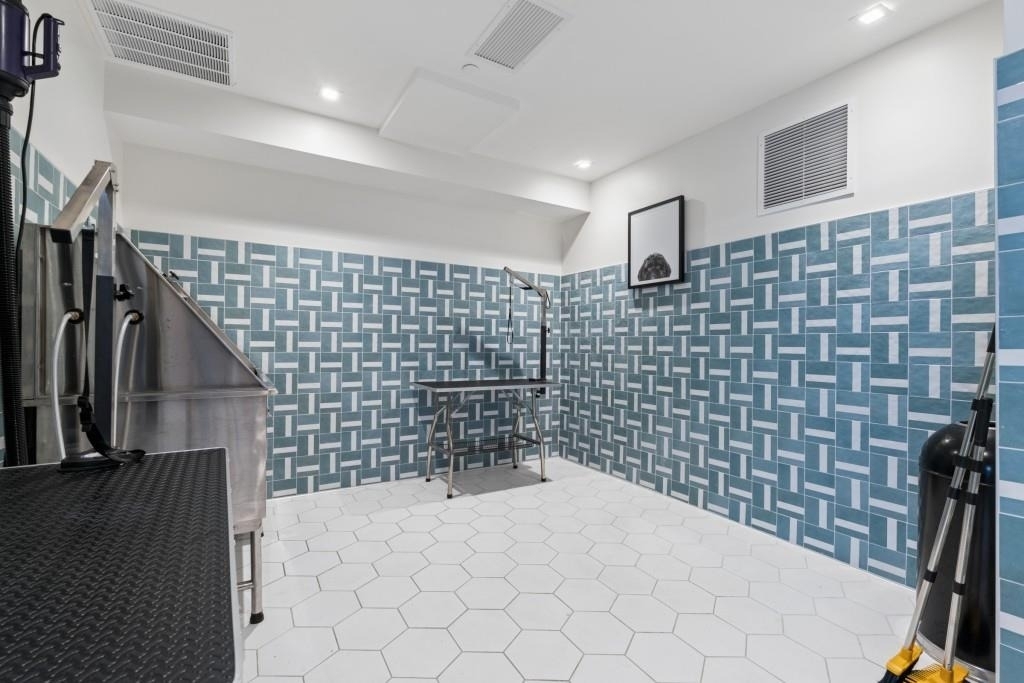 2425 Peachtree Road Ne - Photo 38