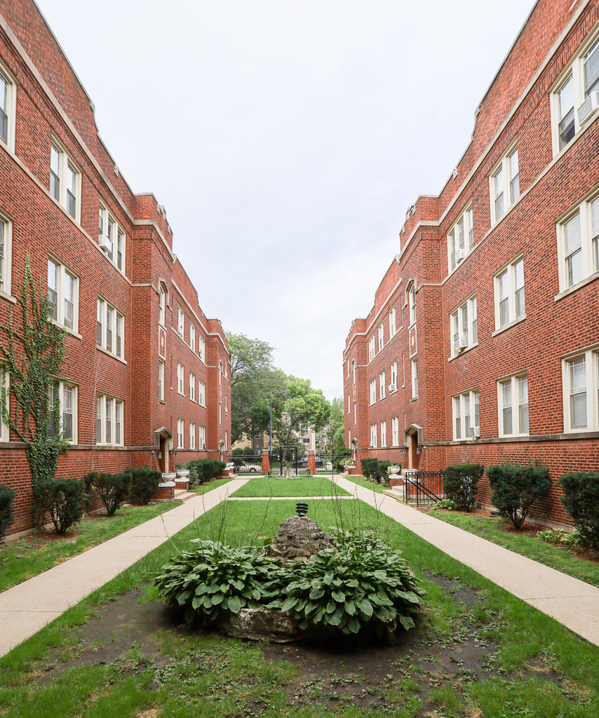 1335 W Touhy Avenue - Photo 8