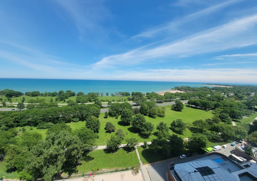 5445 N Sheridan Road - Photo 2