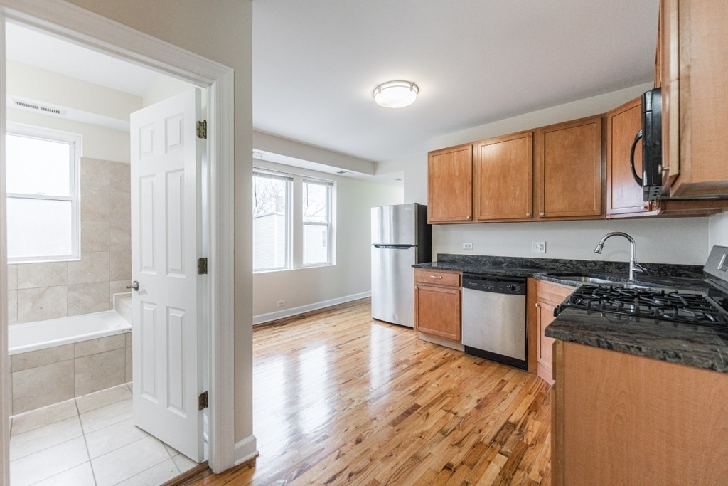 4606 N Monticello Avenue - Photo 5