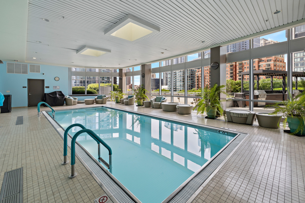 1211 S Prairie Avenue - Photo 45