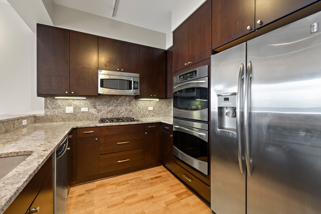 1211 S Prairie Avenue - Photo 10