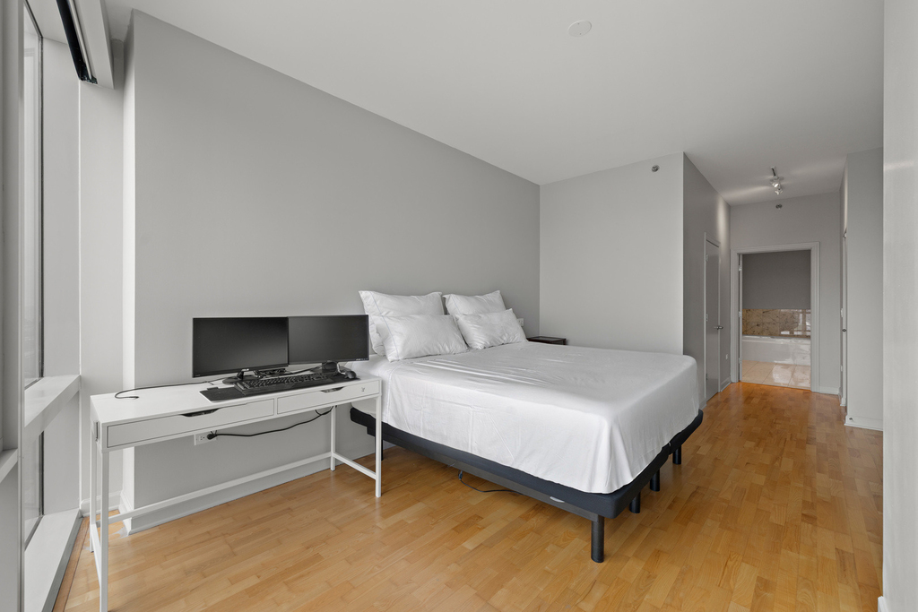 1211 S Prairie Avenue - Photo 16