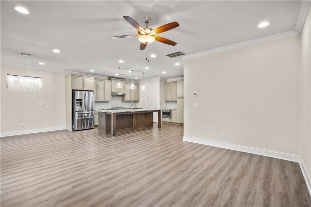 1011 Towneship Way - Photo 8
