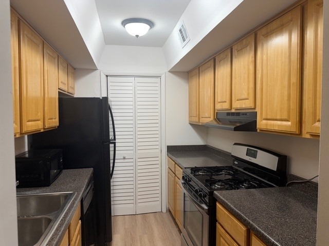 1756 Fayette Walk - Photo 9