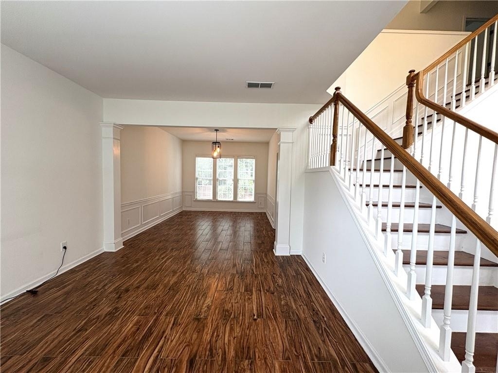 195 Gaines Oak Way - Photo 2