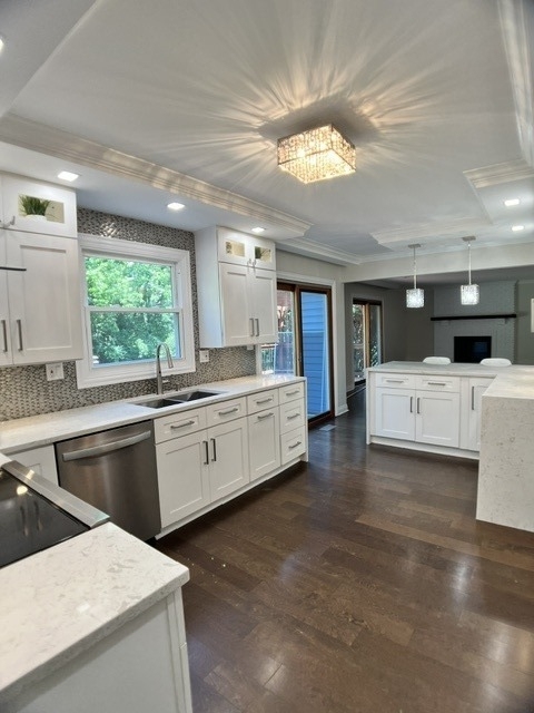 1153 Hyde Park Lane - Photo 0
