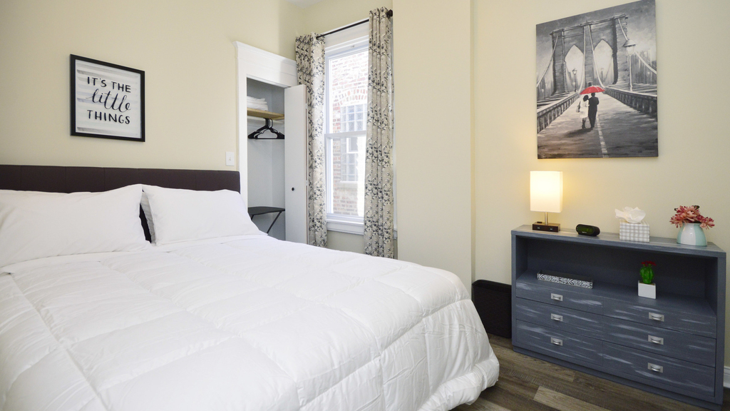 2904 W Diversey Avenue - Photo 8