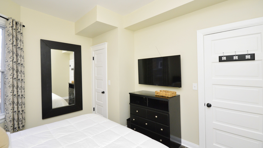 2904 W Diversey Avenue - Photo 10