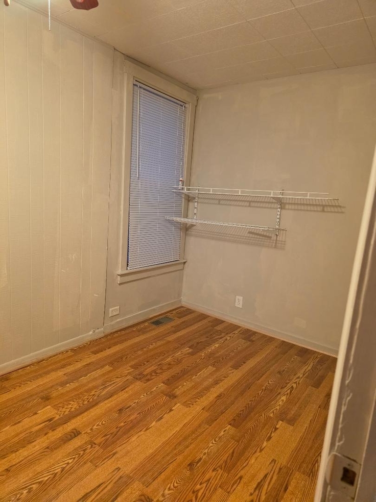 1712 W 33rd Place - Photo 6