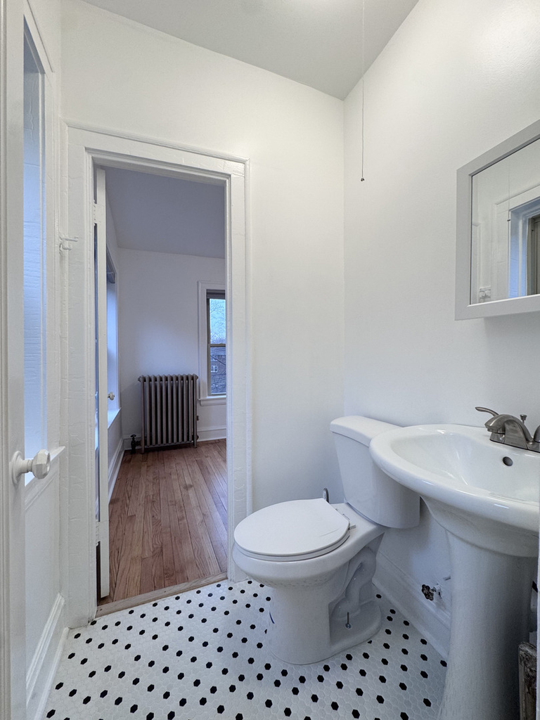 4752 N Virginia Avenue - Photo 17