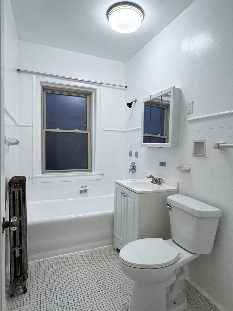 4752 N Virginia Avenue - Photo 10