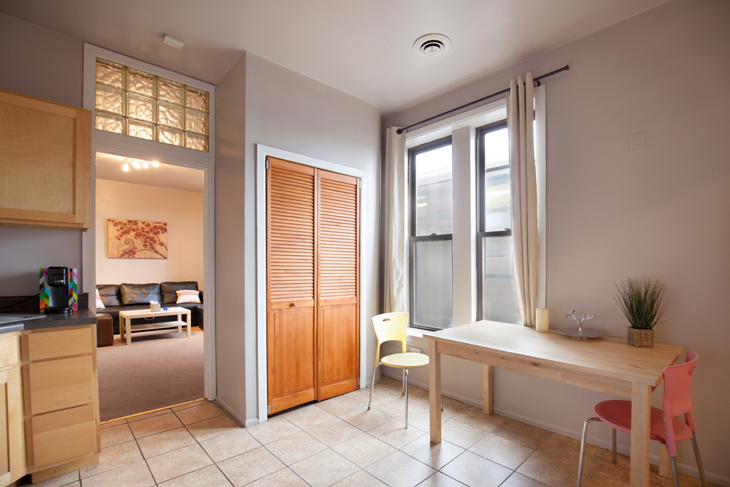 1312 S Wabash Avenue - Photo 2