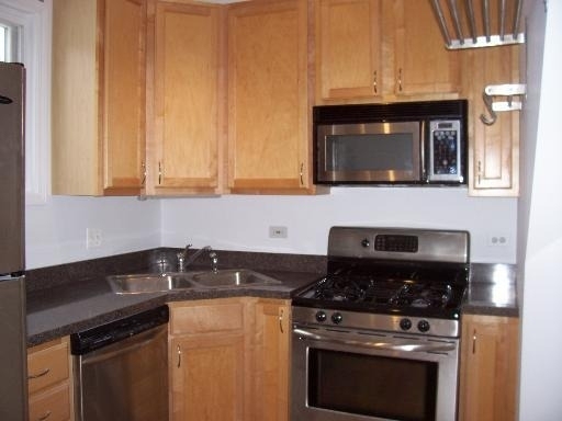431 S Harvey Street - Photo 2