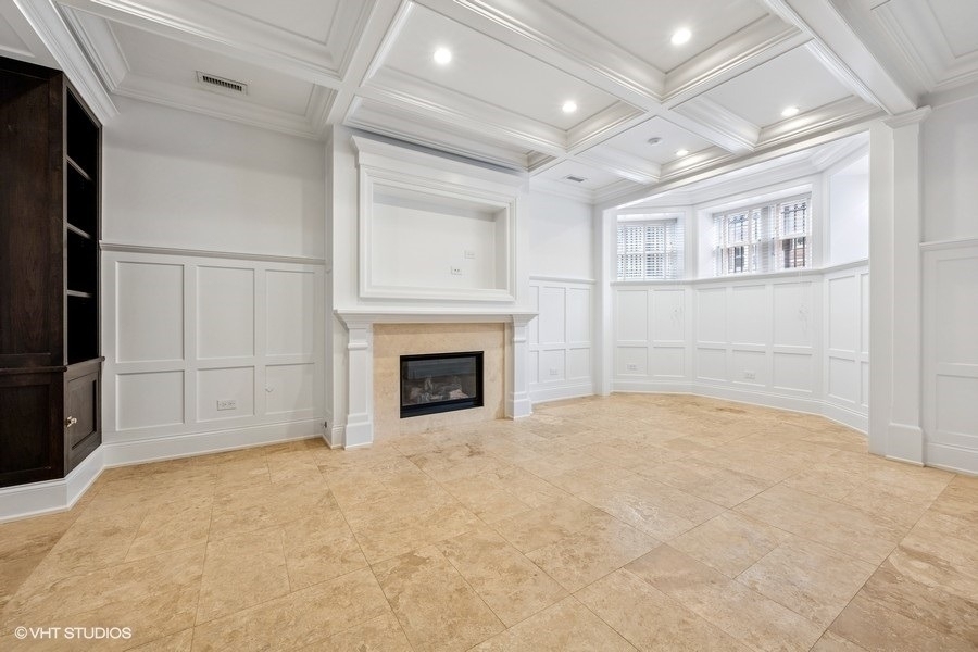 746 W Belden Avenue - Photo 14