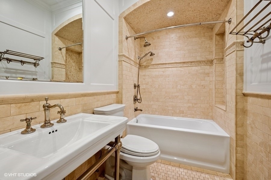 746 W Belden Avenue - Photo 17