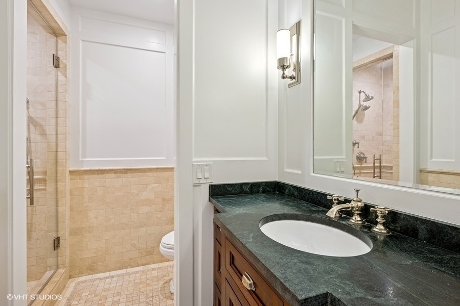 746 W Belden Avenue - Photo 19