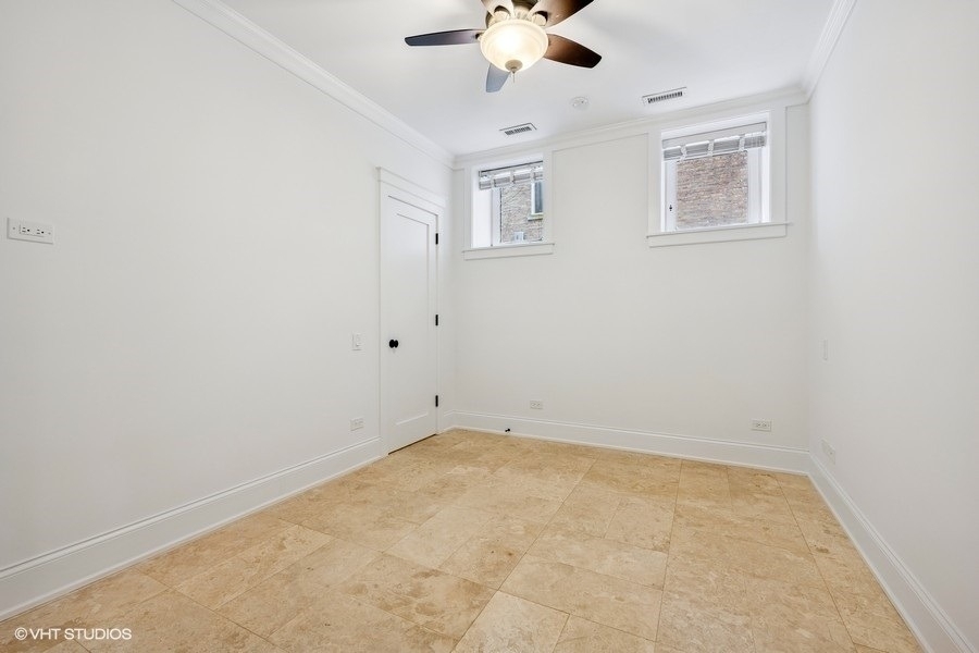 746 W Belden Avenue - Photo 16