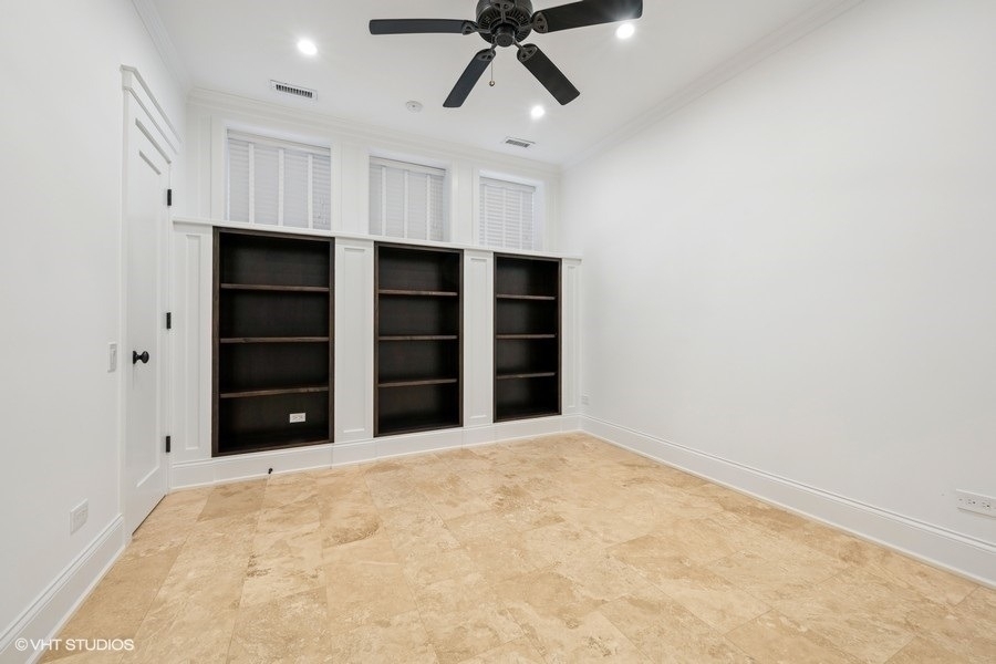 746 W Belden Avenue - Photo 15