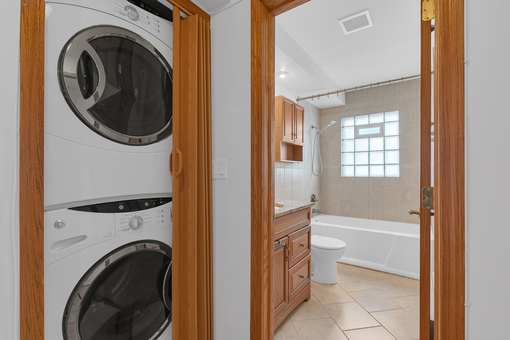 9449 Kelvin Lane - Photo 10