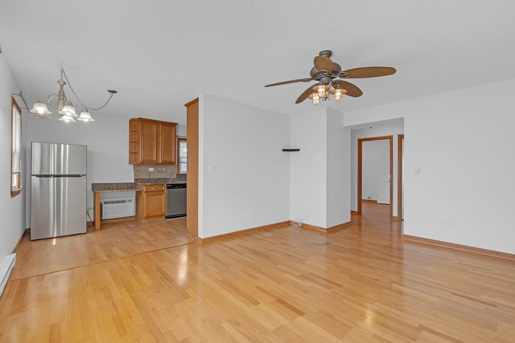9449 Kelvin Lane - Photo 3